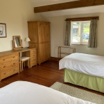 Heron Cottage twin room, Hope Park Farm Holiday Cottages